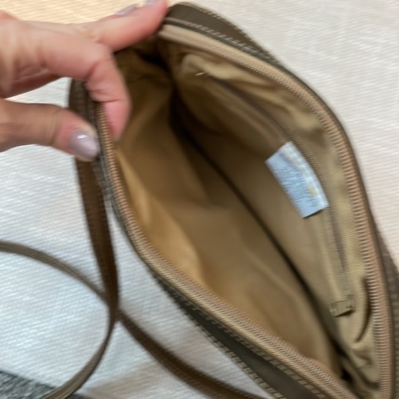 Liz Claiborne Cross Body Purse - Picture 9 of 14